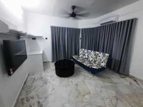 XHQ Home Stay - BayView B-9-1